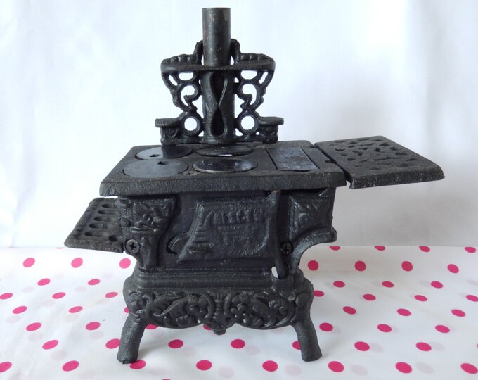 Vintage Cast Iron Miniature Stove 1980s Replica of Original Etsy