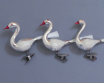 One clip-on glass swan ornament, Czechoslovakia, silver swan ornament, white mica wings, spun glass tail, NOS, glass  Christmas ornament