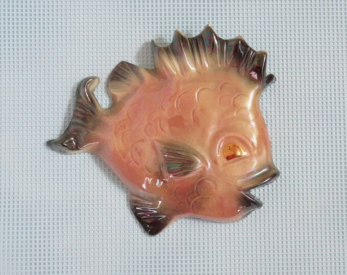 1950s Iridescent Tropical Fish Wall Pocket by Ceramicraft California 3
