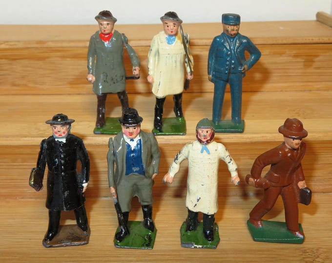 Vintage Barclay or Manoil Lead Figurines, 7 Men, Male Figurines ...