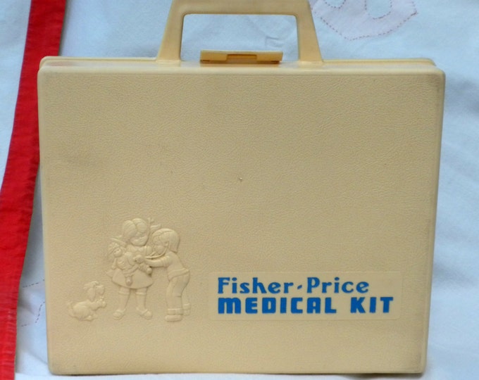 Vintage Toy Medical Kit 1977 Fisher Price Doctor/nurse Kit Etsy