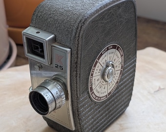 Cámara de cine vintage Keystone K-25 de 8 mm, fabricada en EE. UU., cámara de cine de mediados de siglo.