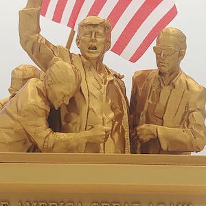 Donald J. Trump Fight! Statue--- New Base see pictures!