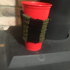 Coffee cup holder