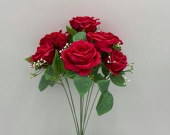 Konstgjord röd rosbukett, 9 konstgjorda rosenhuvuden med stjälk