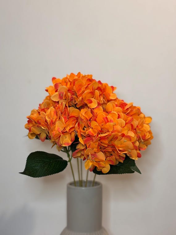 Orange-Red Faux Hydrangea Bunch: Elegant Floral Arrangement