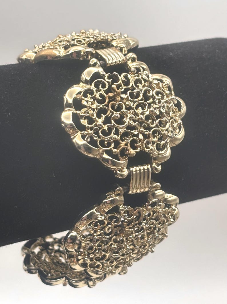 Vintage 60s Oval Filigree Panel Bracelet 7.75 7 3/4 Inches Pale Yellow ...