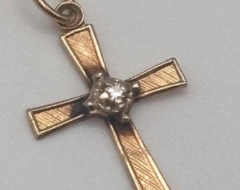 Vintage 50s 14k Diamond Cross Pendant Yellow Crosshatch Embossing Vertical Horizontal Lines Christian Religious Symbol Signed PB