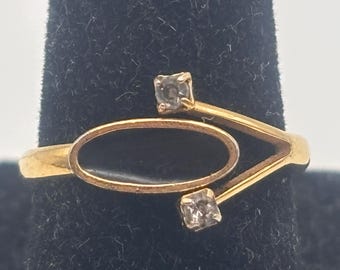 Vintage 60s Black Enamel Oval Ring White Rhinestones Size 5.25 5 1/4 Yellow Gold Tone Two Stones MCM Curve Y Shape