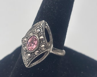 Vintage 70s Avon Art Deco Revival Ring Size 5 1/2 5.5 Oval Cut Pink Glass Stone Simulated Marcasite Silver Tone Ring Size 5 1/2 5.5