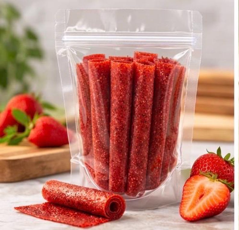 Erdbeer-Fruchtrollen | Gesunder Snack für Kinder | Natürliches Fruchtleder | Hausgemachter Snack | Ohne Konservierungsstoffe Bild 8