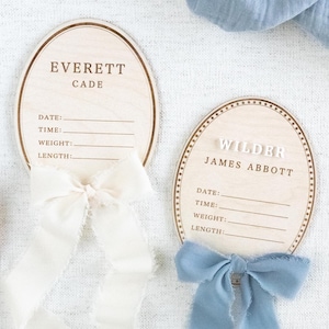 Enseigne de naissance en bois pour nouveau-né, faire-part d'hôpital, décoration de chambre d'enfant, cadeau de baby shower, marqueur d'étape importante pour garçon, cartes d'étape importante