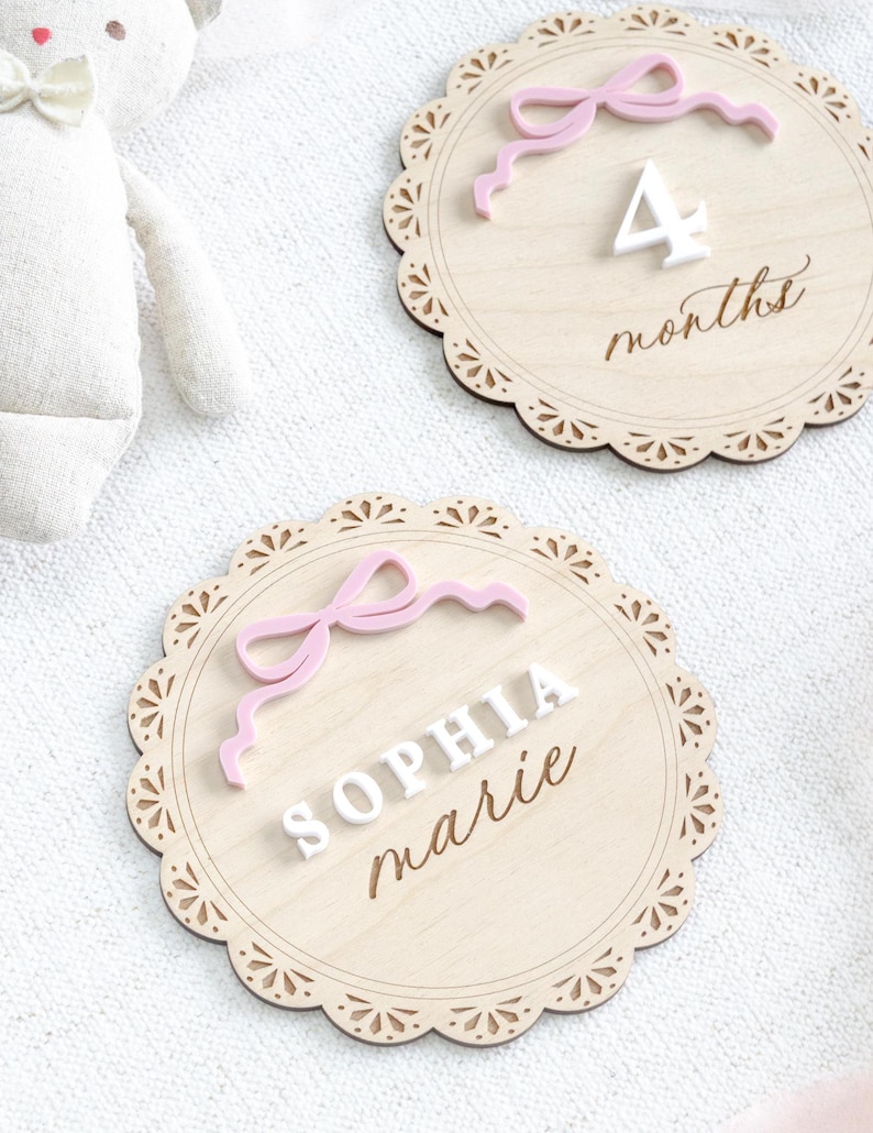 Hospital Name Sign: Circle Birth Statistic With Bow for Newborn Baby - Etsy