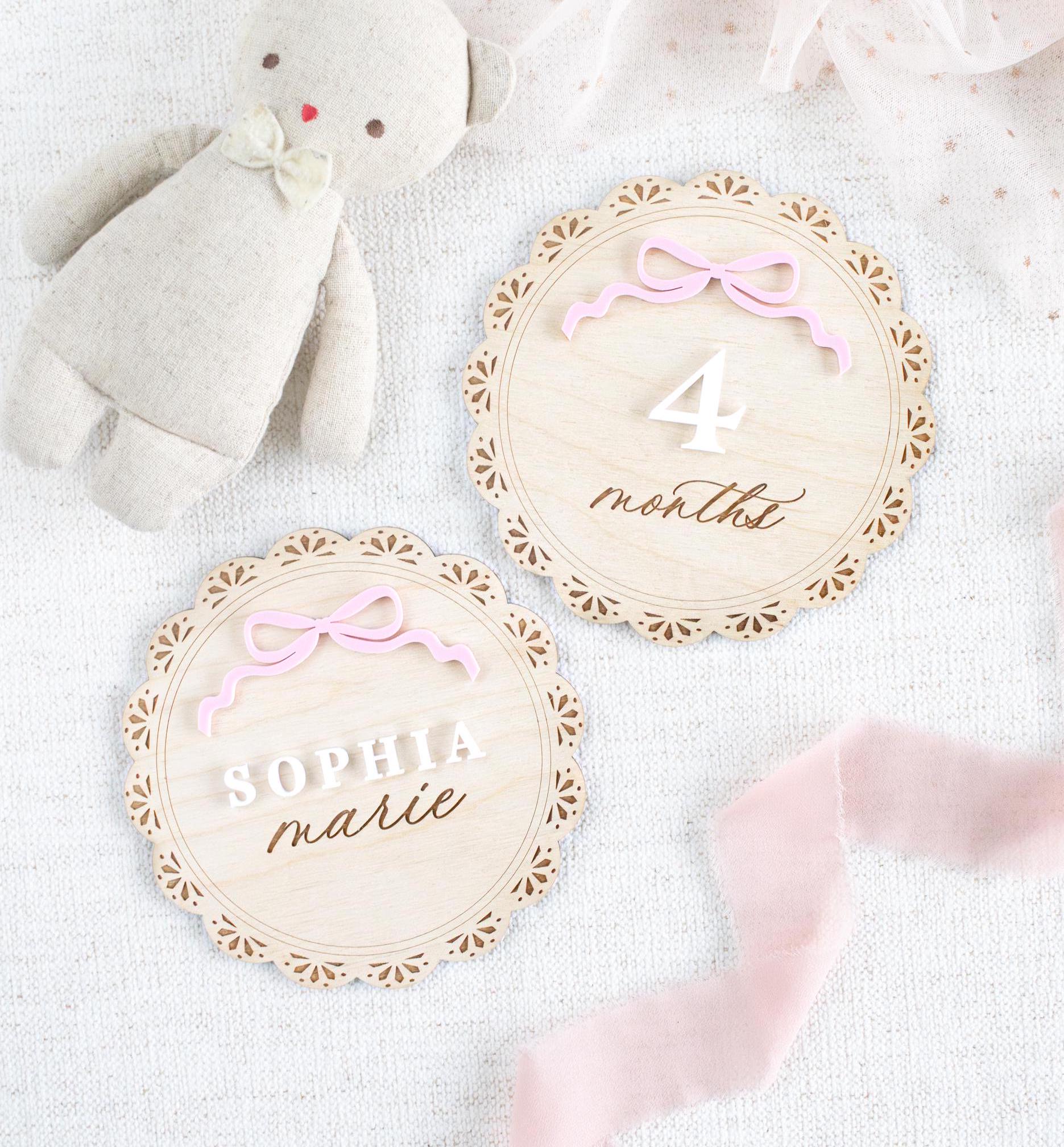 Carte Mensili Bambino In Legno - 0-12 Mesi Con Punti Colla A Forma Di Fiore