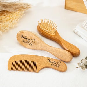 Personalized Baby Gift,Personalised Wooden Baby Hairbrush,New Baby Gift,Custom Baby Brush with Name,Hair Brush for Newborn,Baby Baptism Gift