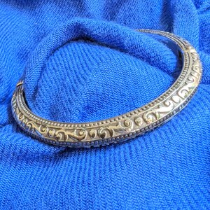 Vintage Brighton silver tone hinged bracelet with etched scroll design and beaded edges