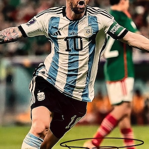 Lionel Messi original autographed photo - framed