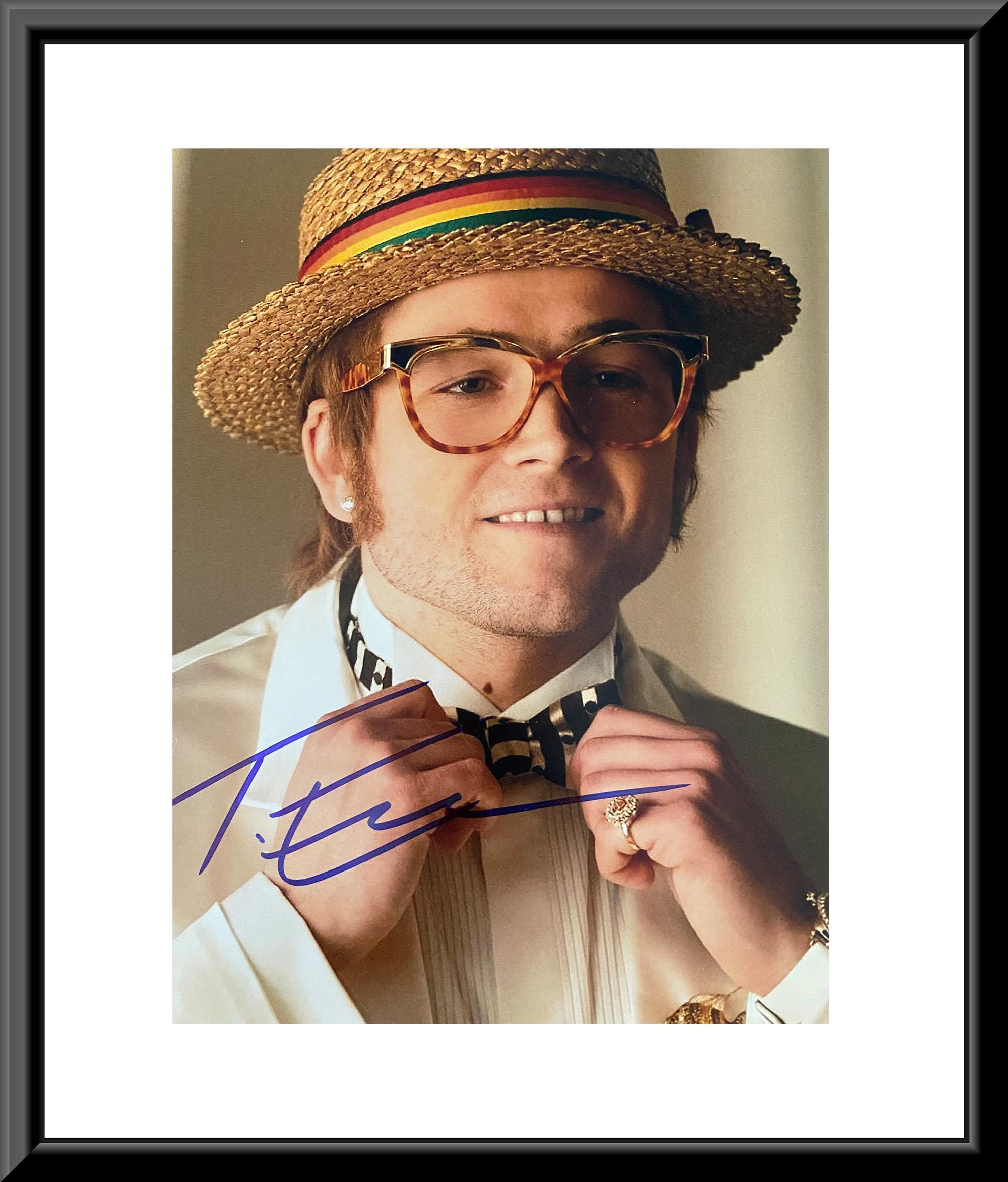 タロン・エガートン　 証明書付き　直筆サイン入りフォト　　 ロケットマン タロン・エガートン 証明書付き 直筆サイン入りフォト ロケットマン