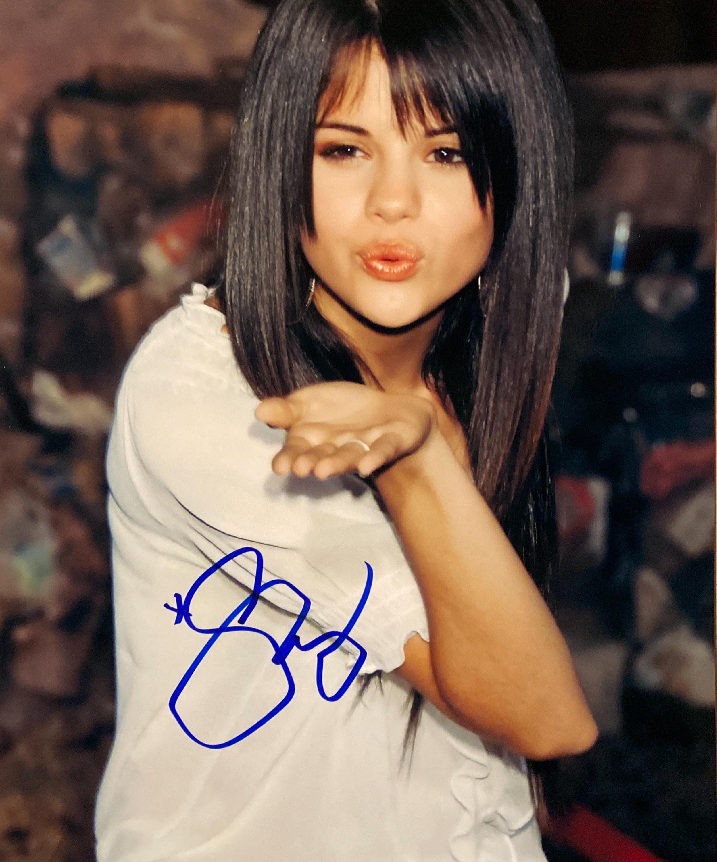 セレーナ ゴメス 直筆サイン Selena gomez autograph - Etsy 日本