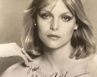 Scarface Michelle Pfeiffer original autographed movie photo - framed