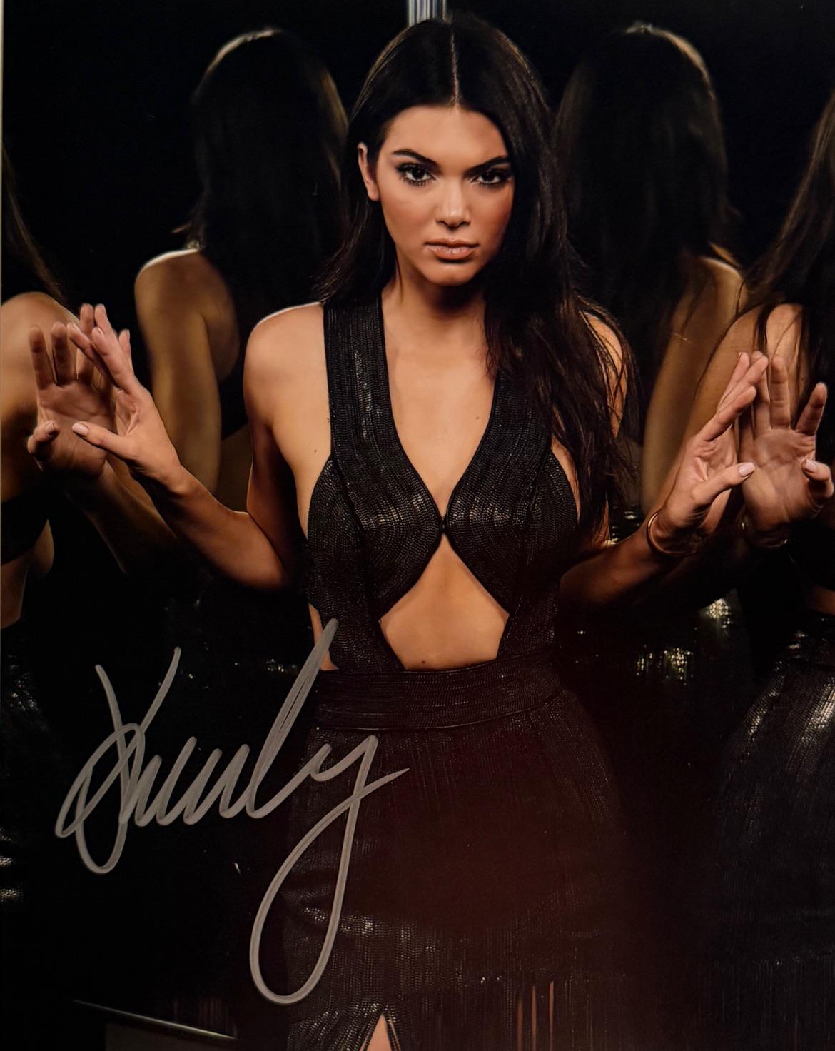 Kendall Jenner Autograph - Etsy
