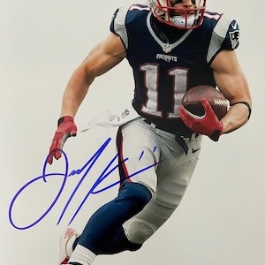 New England Patriots Julian Edelman original autographed photo - framed