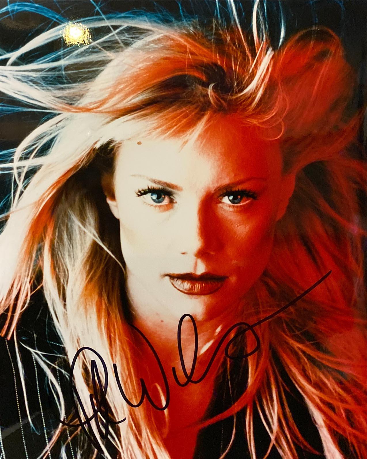 Peta Wilson Art - Etsy
