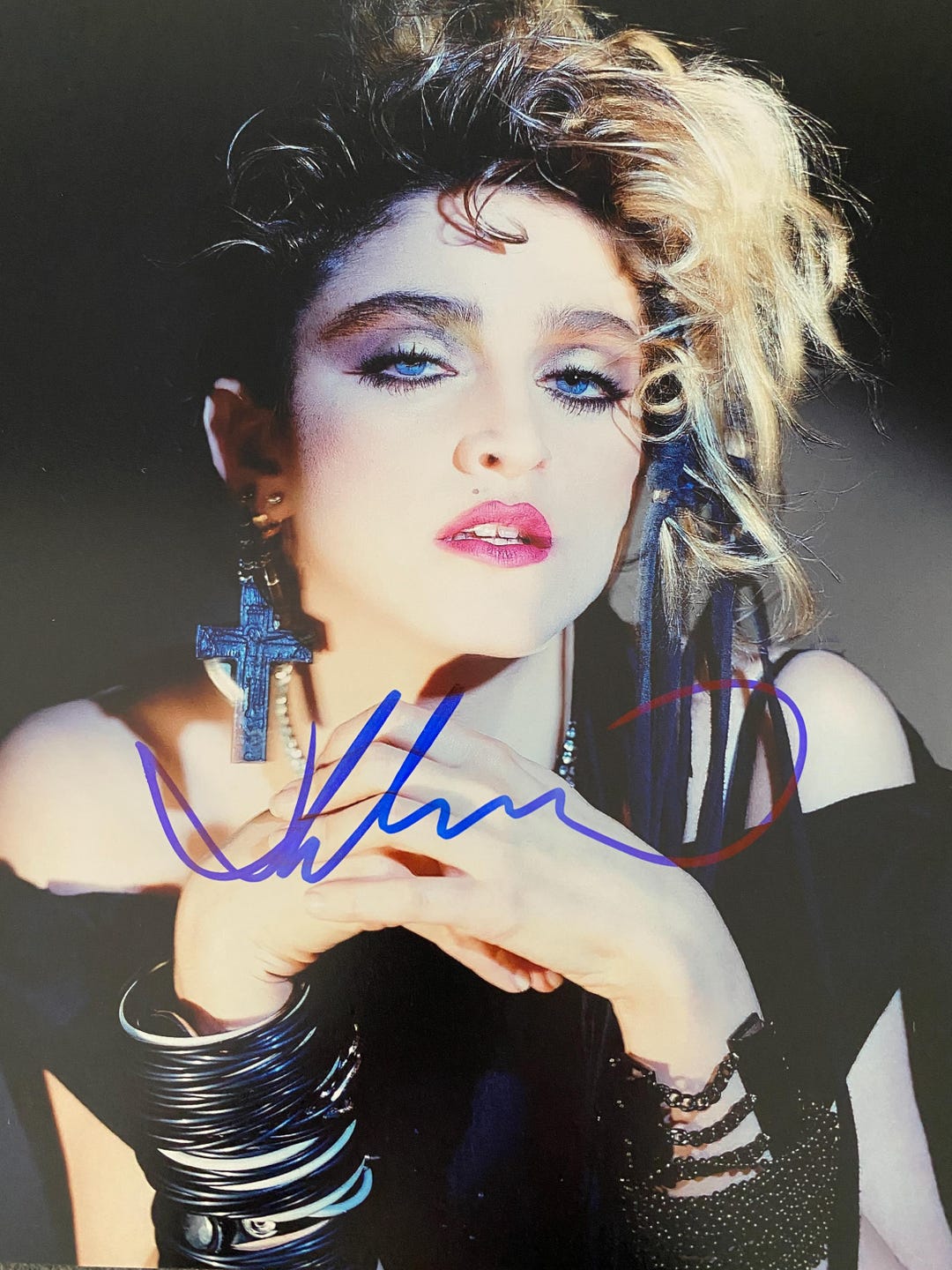 MADONNA Signed Autographed Photo 89 COA hologram main image 1