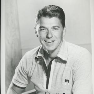 Ronald Reagan signed photo autographed photo - framed
