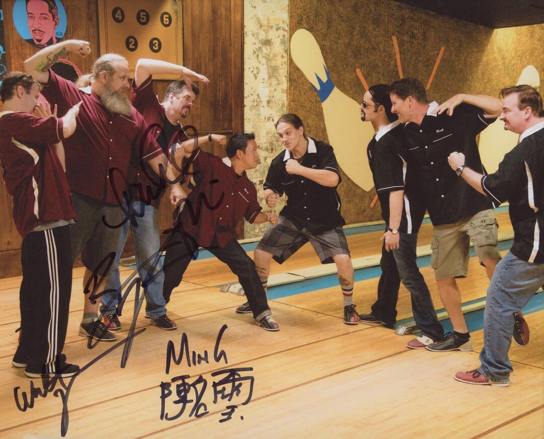 Comic Book Men Cast Autographed Movie Photo - Framed - Etsy