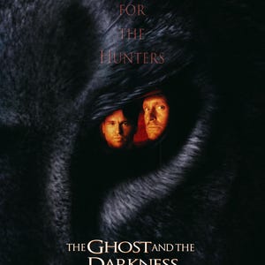 Cartel original de la película El fantasma y la oscuridad de 1996
