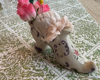 Antoinette Baroque Shoe Pincushion