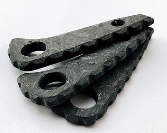 Luminous Carbon Fiber Backspacer for Spyderco C81  Para Military 2 | Glow-in-the-Dark EDC Mod Part