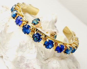 Bracciale rigido in cristallo blu azzurro, bracciale regolabile con polsino aperto, gioielli casual alla moda con pavone indaco cobalto, regalo multicolore per amici