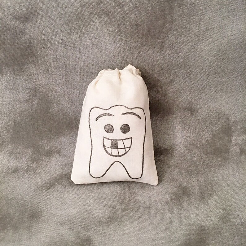 Tooth Fairy Dentist Lost Tooth Birthday Gift Bag Baby Teeth Keepsake My First Tooth Memento Set of 10 Muslin Bag Children Gift