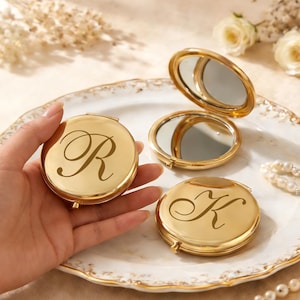 Personalisierter runder Schminkspiegel, goldfarbener Taschenspiegel, Brautjungfer Geschenk, Junggesellenabschied Geschenk, Hochzeitsgeschenk, Geschenk für Sie