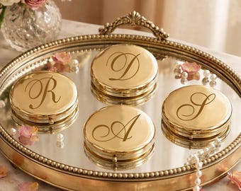 Personalized engraved makeup mirror, custom-made round gold pocket mirror with name, bridesmaid gift, wedding favor. Mother's Day gift