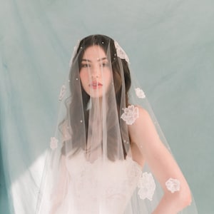Drop bridal veil with lace and dew drop accents - drop veil - wedding veil - bridal veil - lace veil - droplet veil - cathedral veil