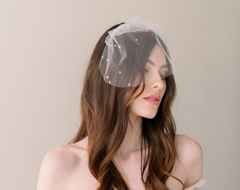 Mini tulle birdcage veil with gathered pearls - Birdcage veil - Tulle birdcage veil - Mini veil - pearl wedding veil - READY TO SHIP