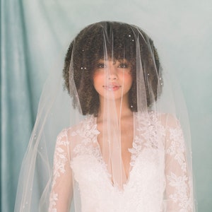 Drop bridal veil with clustered dew drops throughout - Dew drop veil - Drop veil - Wedding veil - Bridal veil