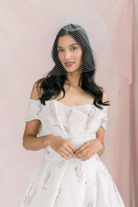 short wedding dress with birdcage veil Vintage Birdcage Veil Short Bridal Tulle Blusher Veil