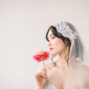 lace bridal veil