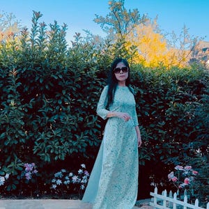 Ready to ship,Ao dai Vietnamese Dress ,  Mint color, Hoa Nhi ,Áo dài truyen thong /Ao Dai for Girls, Ao Dai for Women .Silk Lua,co gian .