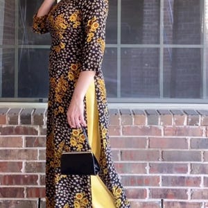 VON ABC flower Áo Dai set stretchy ,go with high quality silk gold pant ( quần lụa mã não)or you can choice another color pant in my shop !