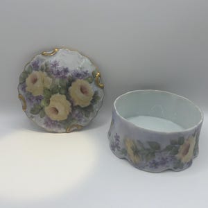 Hutschuenreuther Porcelain Jewelry Box Hand Painted Flowers with Gold Trim