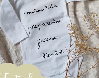 Personalized baby bodysuit, baby shower gift, personalized baby, pregnancy announcement, future baby, announcement