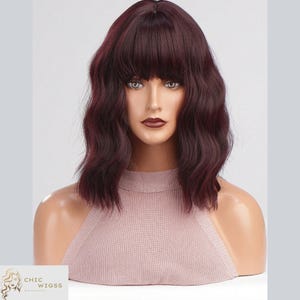 Red Wine Wavy Bob Wig With Bangs, Short Curly Synthetic Wig, Heat-Resistant Cosplay Wig For Women, Fashionable Daily Wear Wig