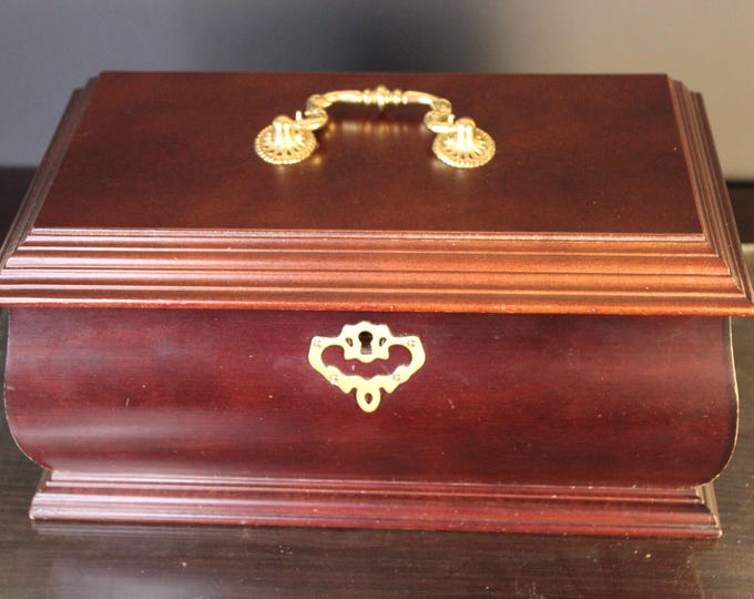 Featured listing image: Vintage Powell Wood Jewelry Keepsake Box