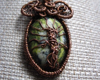 Copper wire woven tree of life stone pendant