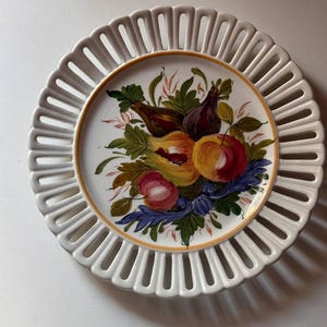 Vintage Italian Ceramic Plate – Hand-Painted Floral Wall Decor – Bassano Pottery – 26 cm | italian vintage | vintage ceramic plate